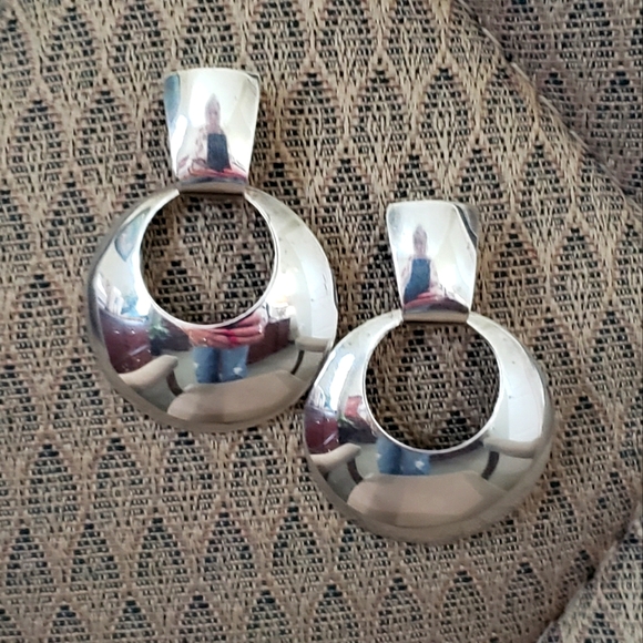 Handmade Lightweight Sterling Silver Earrings - Picture 1 of 3